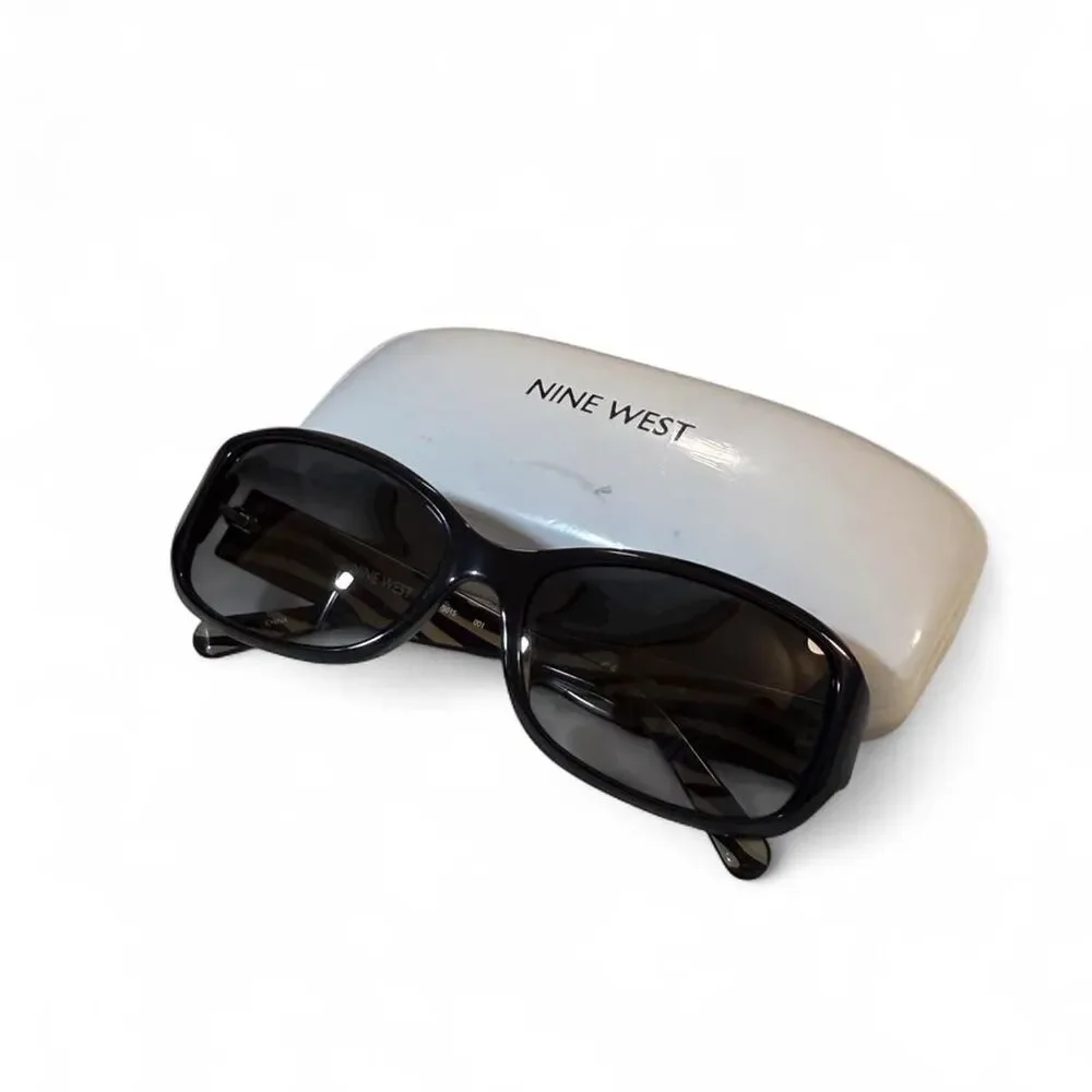 Nine West Women's Black and Brown Sunglasses